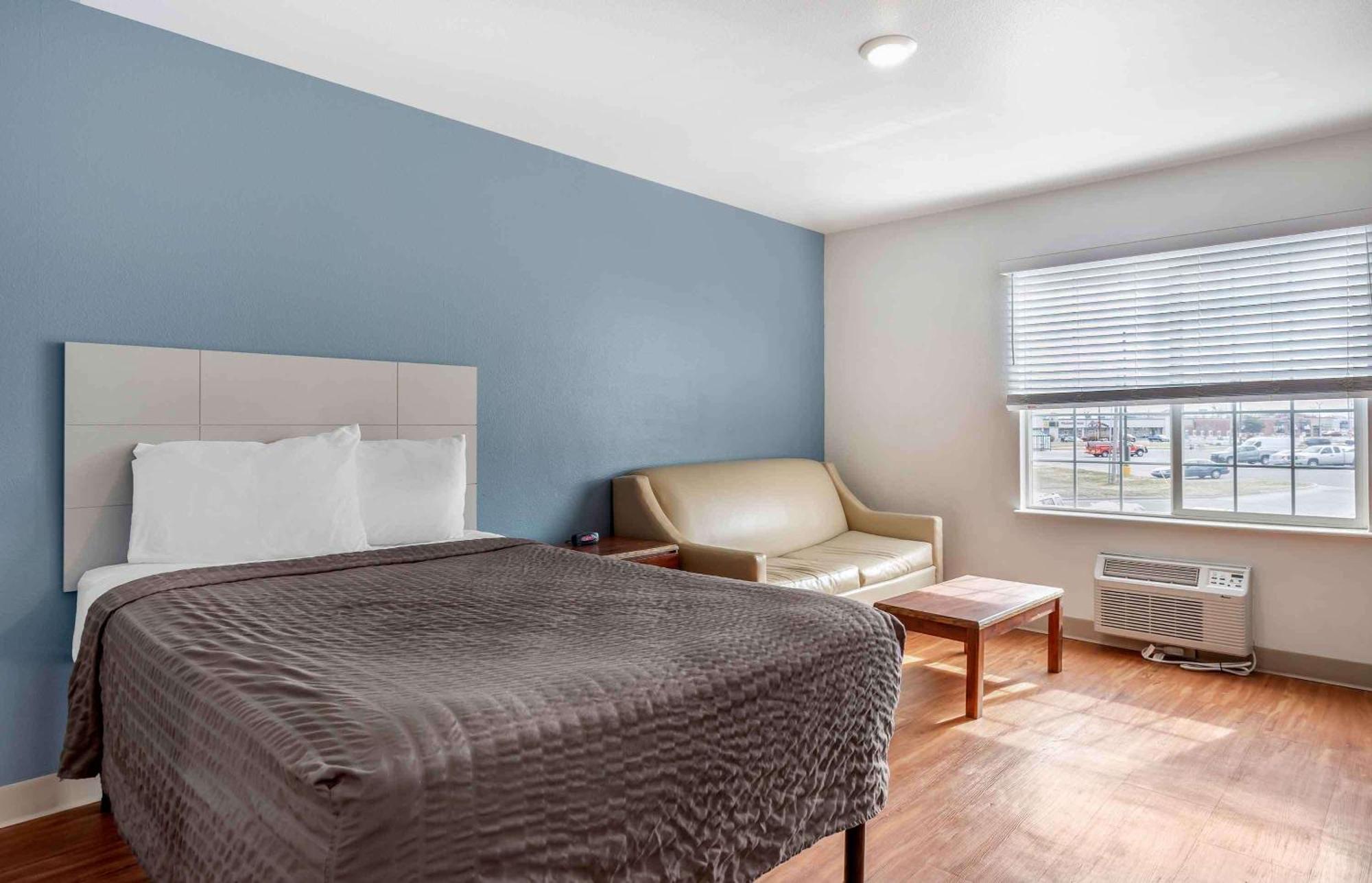 Extended Stay America Select Suites - Wichita - South المظهر الخارجي الصورة