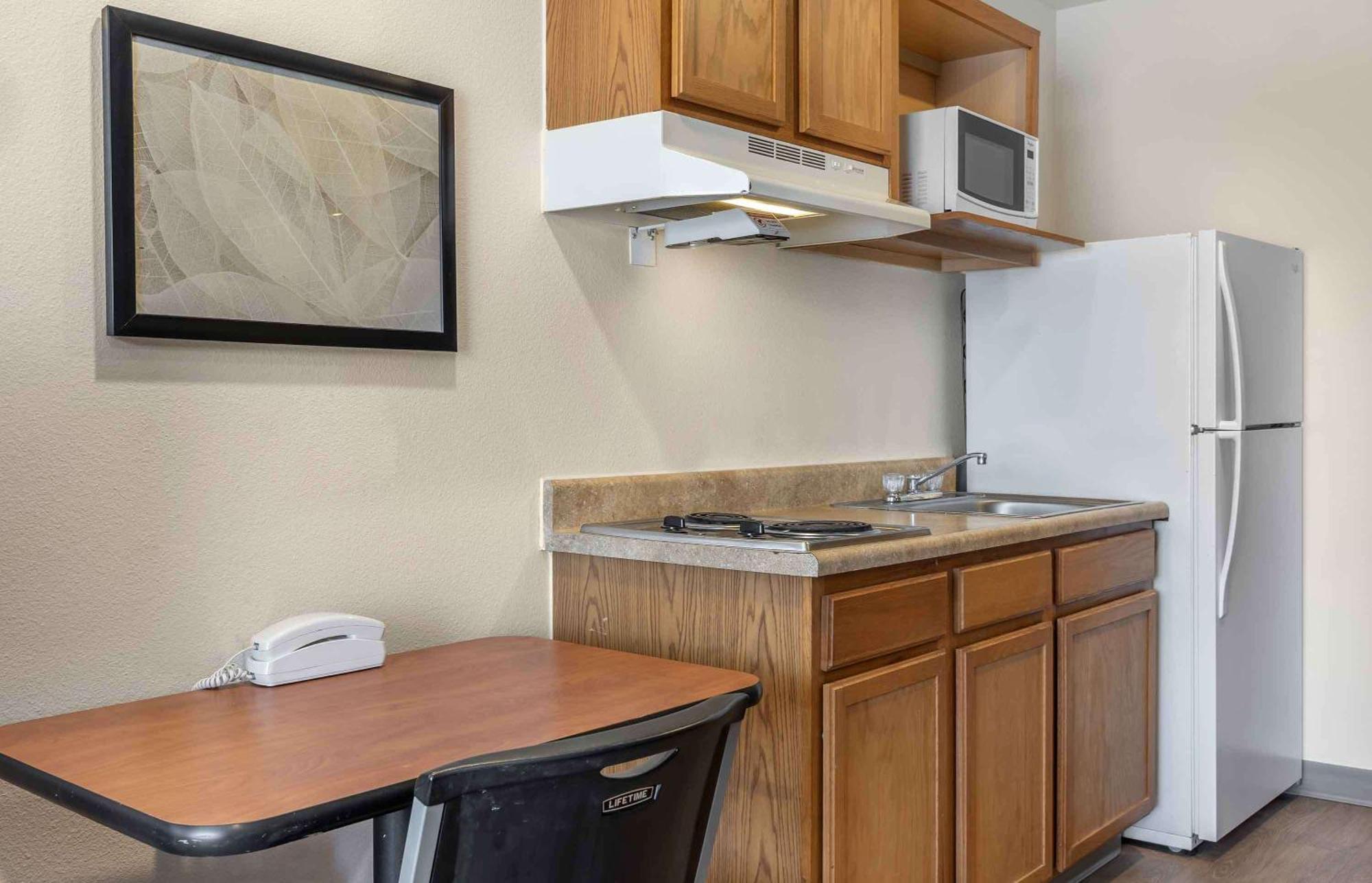 Extended Stay America Select Suites - Wichita - South المظهر الخارجي الصورة